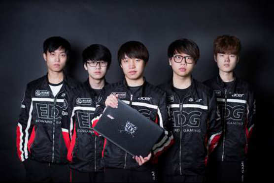 但在观看亚 但在观看亚